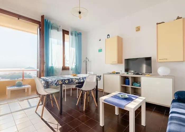 Апартаменты Vista Mare Каво